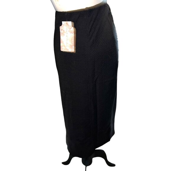 Band of the Free NWT Ribbed Side Slit Midi Skirt Sz M Womens Black - Picture 1 of 12